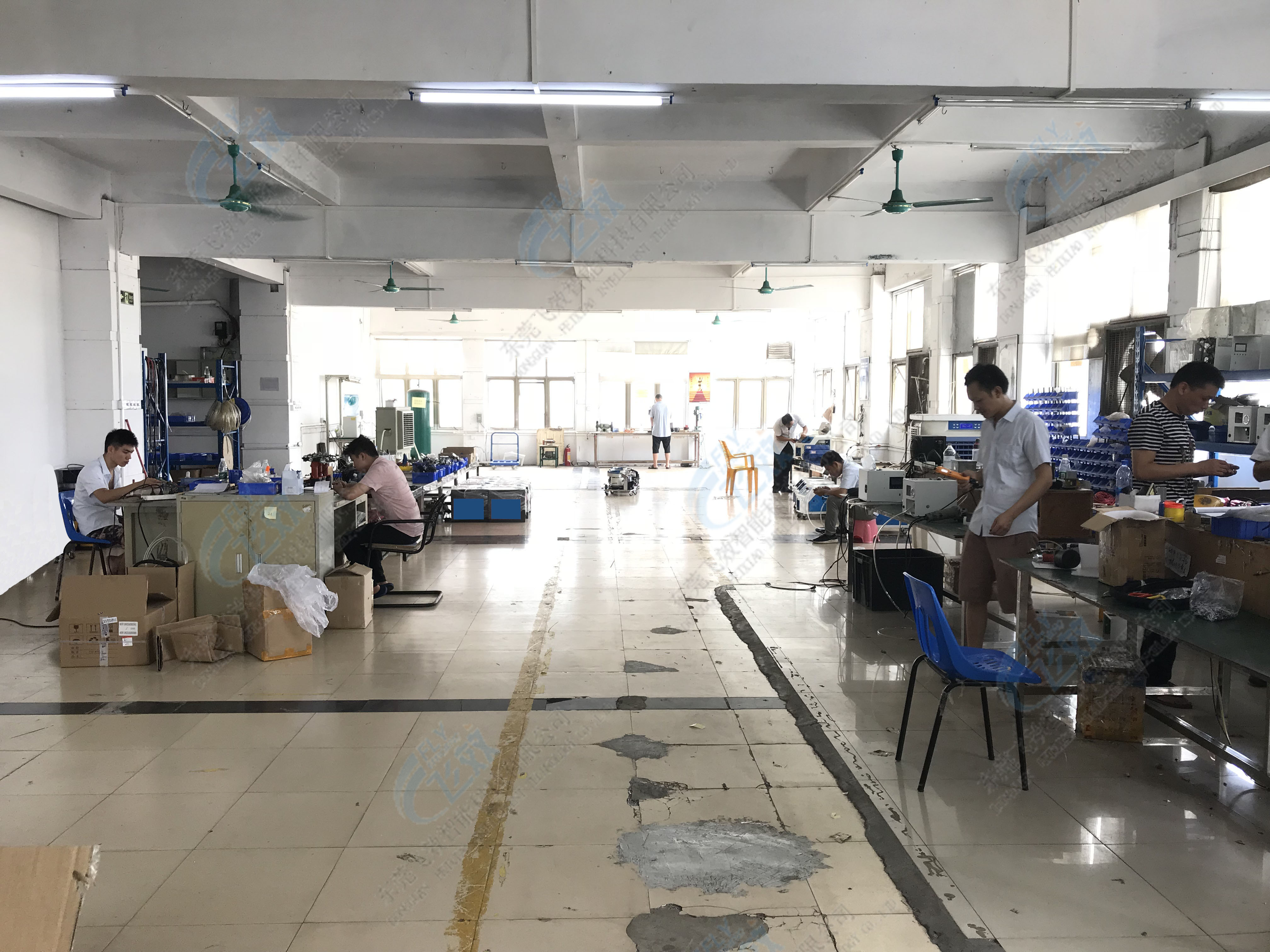 拉钉机生产现场  拉铆机生产现场