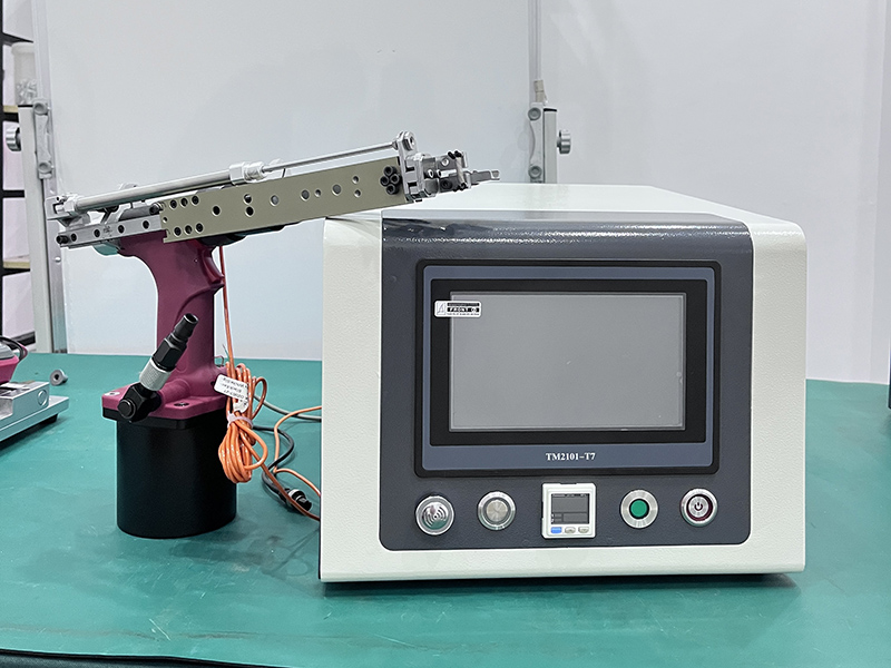 拉钉枪过程监控