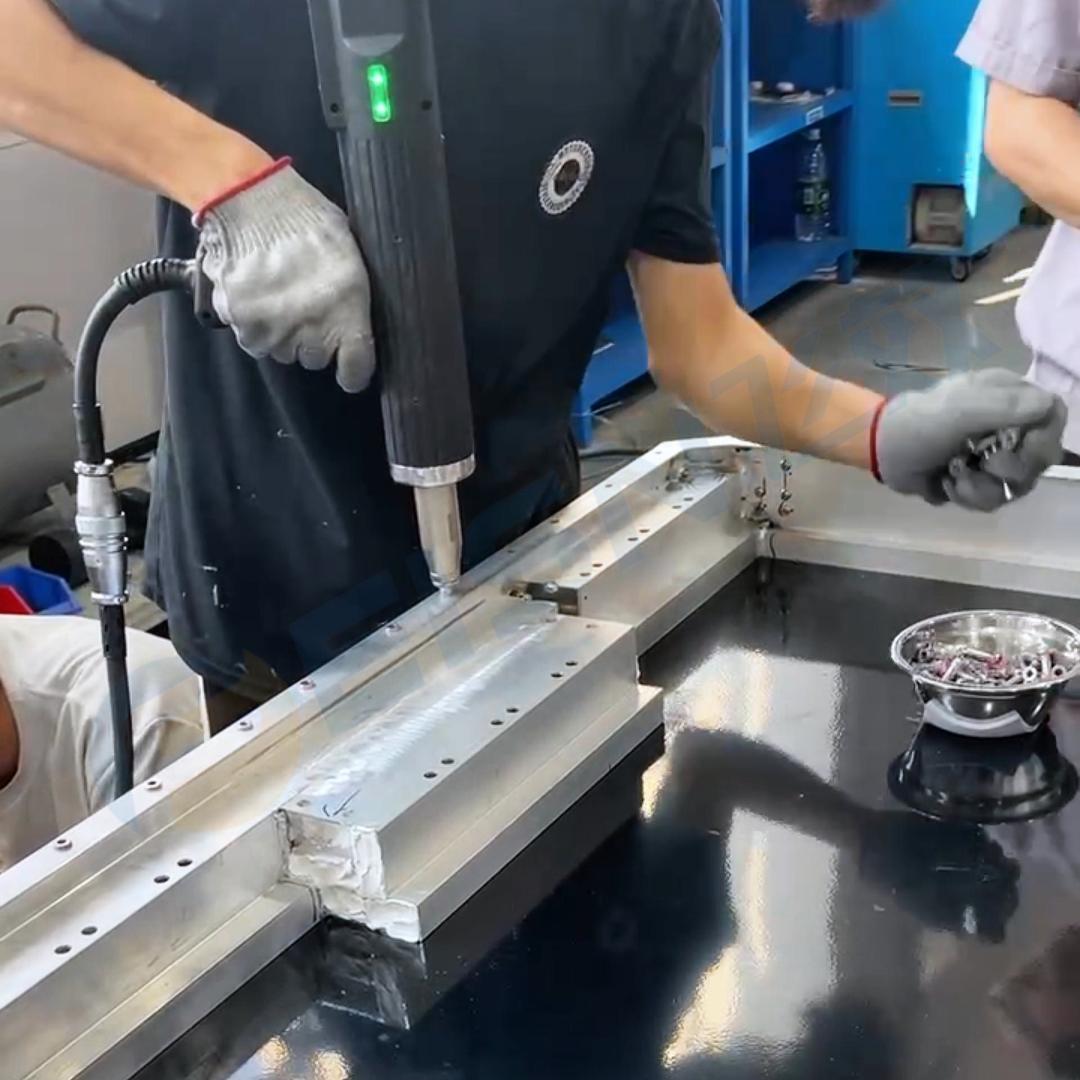 新能源电池包螺母伺服监控拉铆过程拉力行程可监测大大提高良品率